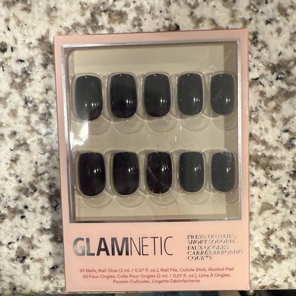 Glamnetic Black Press-On Nails